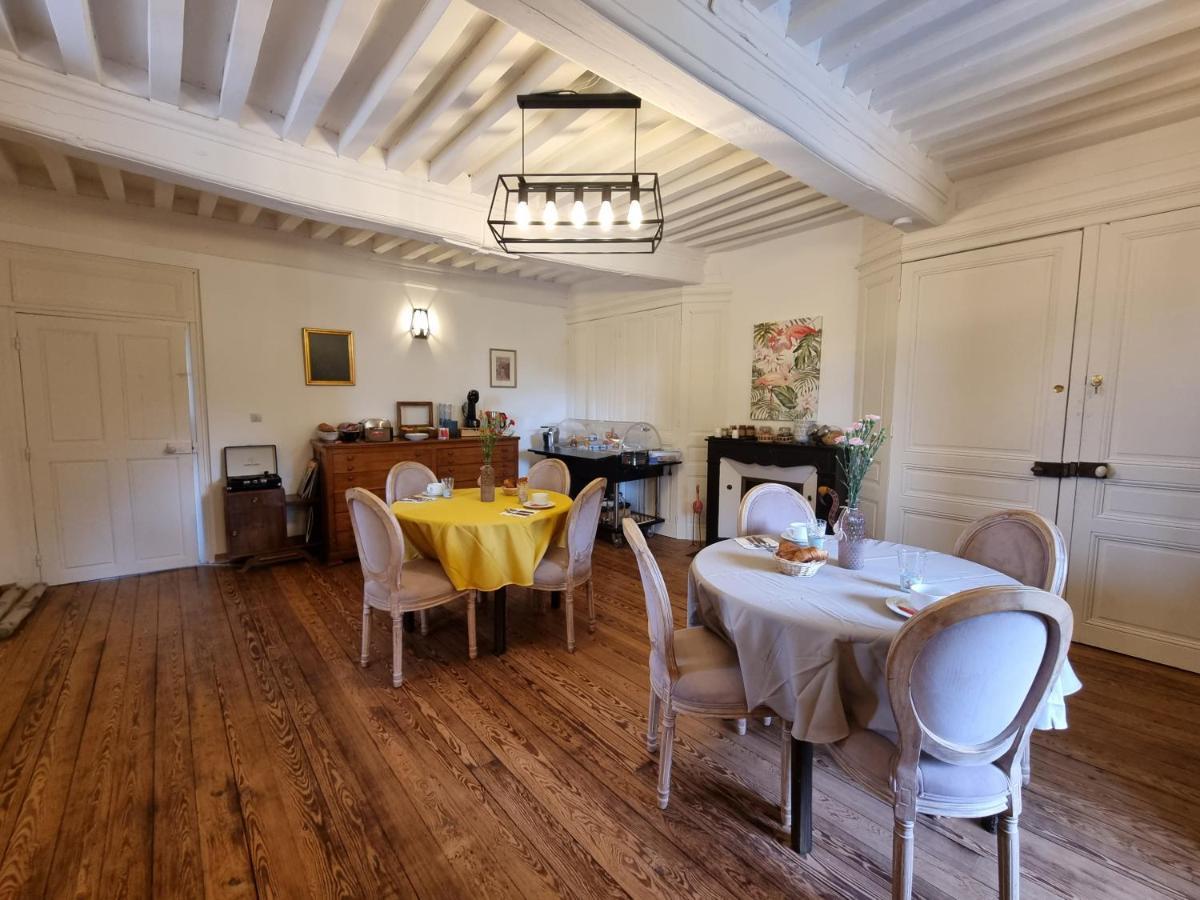 Bed and breakfast Le Manoir- Cluny Extérieur photo