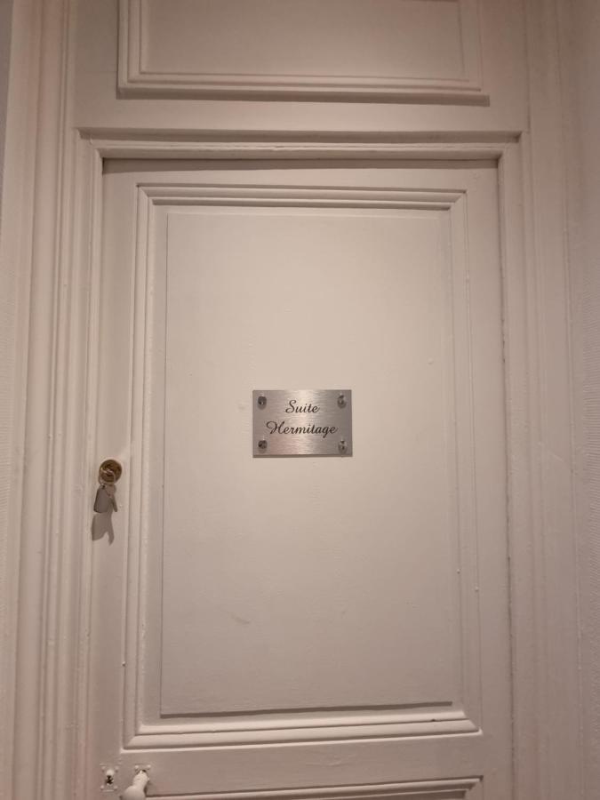 Bed and breakfast Le Manoir- Cluny Extérieur photo